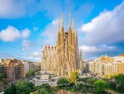 Sagrada Familia Semi-Private Guided Tour